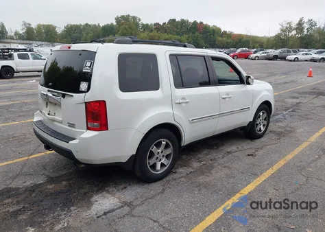 2011 Honda Pilot Touring из США, поврежденный, VIN 5FNYF4H99BB101070